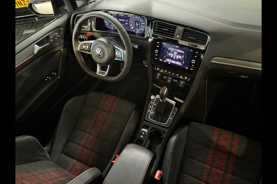 Volkswagen Golf 2.0 TSI GTI TCR Pano|Keyles|Akrapovic|Dynaudio