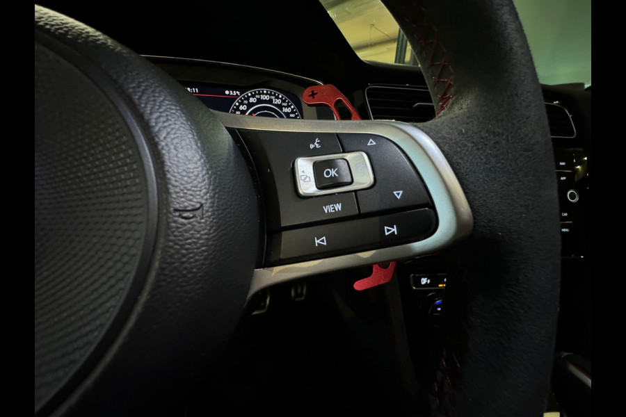 Volkswagen Golf 2.0 TSI GTI TCR Pano|Keyles|Akrapovic|Dynaudio