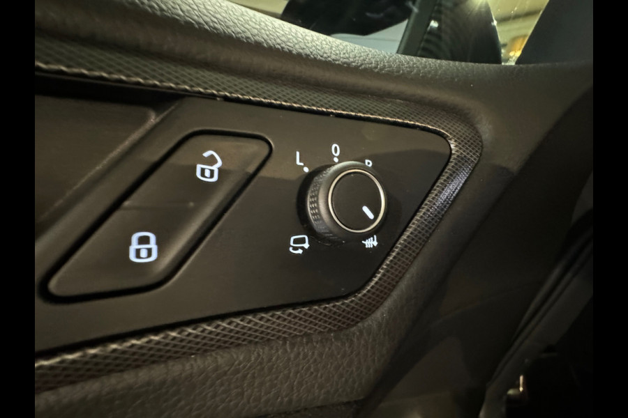 Volkswagen Golf 2.0 TSI GTI TCR Pano|Keyles|Akrapovic|Dynaudio