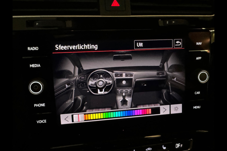 Volkswagen Golf 2.0 TSI GTI TCR Pano|Keyles|Akrapovic|Dynaudio