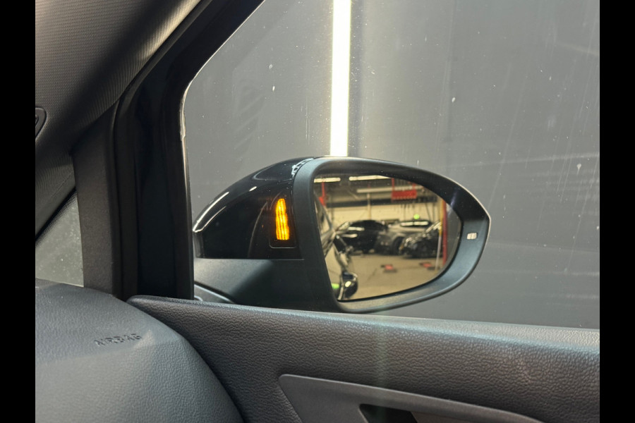 Volkswagen Golf 2.0 TSI GTI Pano|Sfeer|Camera|IQ|ACC|Lane Assist