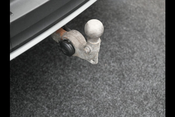 Volvo XC40 T4 Recharge Inscription 211pk PHEV Dealer O.H. | Trekhaak Af Fabriek | Adaptive Cruise | 360 Camera | Lederen Sportstoelen Memory & Verwarmd | Stuur Verwarmd | Apple Carplay | Keyless | Blis | Navigatie | DAB | Plug In Hybrid