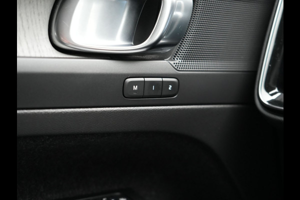 Volvo XC40 T4 Recharge Inscription 211pk PHEV Dealer O.H. | Trekhaak Af Fabriek | Adaptive Cruise | 360 Camera | Lederen Sportstoelen Memory & Verwarmd | Stuur Verwarmd | Apple Carplay | Keyless | Blis | Navigatie | DAB | Plug In Hybrid