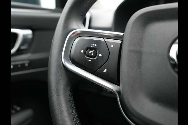 Volvo XC40 T4 Recharge Inscription 211pk PHEV Dealer O.H. | Trekhaak Af Fabriek | Adaptive Cruise | 360 Camera | Lederen Sportstoelen Memory & Verwarmd | Stuur Verwarmd | Apple Carplay | Keyless | Blis | Navigatie | DAB | Plug In Hybrid