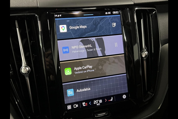 Volvo XC60 2.0 T6 Plug-in hybrid AWD Plus Dark Trekhaak | Adapt. cruise | Open dak | Stuur-/stoelverwarming | Achteruitrij camera | Memory | Carplay