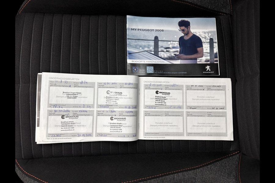 Peugeot 2008 1.2 PureTech Blue Lease Active (INCL-BTW) Aut. *FULL-LED | NAVI-FULLMAP | DIGI-COCKPIT | HEATED-SPORTSEATS | CAMERA | SHIFTPADDLES | ECC | PDC | CRUISE | CARPLAY  | TOWBAR | 16"ALU*