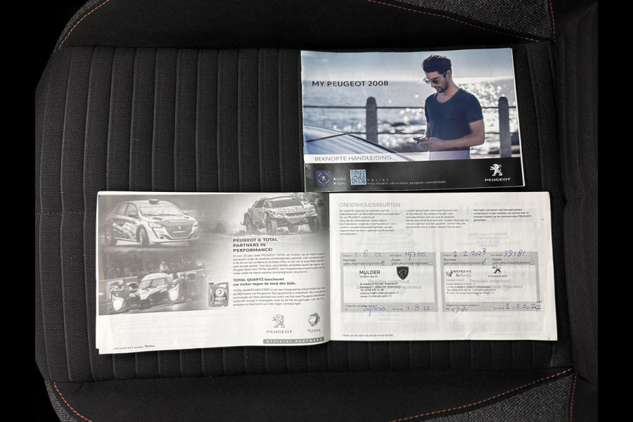 Peugeot 2008 1.2 PureTech Blue Lease Active (INCL-BTW) Aut. *FULL-LED | NAVI-FULLMAP | DIGI-COCKPIT | HEATED-SPORTSEATS | CAMERA | SHIFTPADDLES | ECC | PDC | CRUISE | CARPLAY  | TOWBAR | 16"ALU*