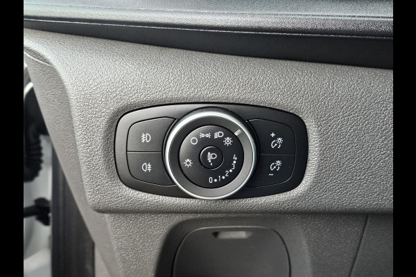 Ford Transit Custom 320 2.0 TDCI L2H1 Trend DC Trekhaak | Stoelverwarming | Camera | Cruise Control | Zéér nette auto!