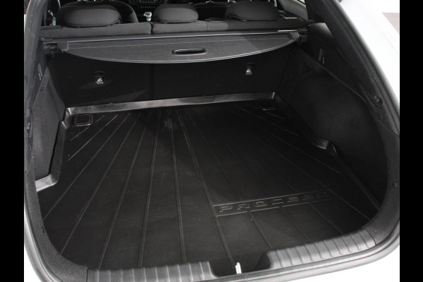 Kia ProCeed 1.5 T-GDi Automaat HEV GT-Line | Climate control | Cruise control adaptive | Camera | Parkeersensoren achter | Stuur verwarming | Voorstoelen verwarmd | Navigatie | Apple Carplay/ Android Auto