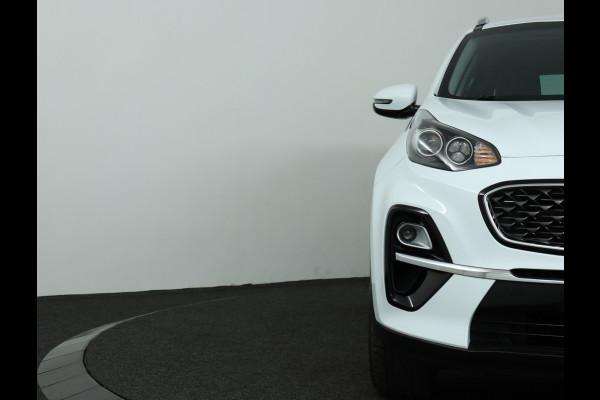 Kia Sportage 1.6 T-GDI 4WD DynamicLine - Rijklaar - Navigatie Full map - trekhaak  - Virena Zekerheidspakket € 895,-