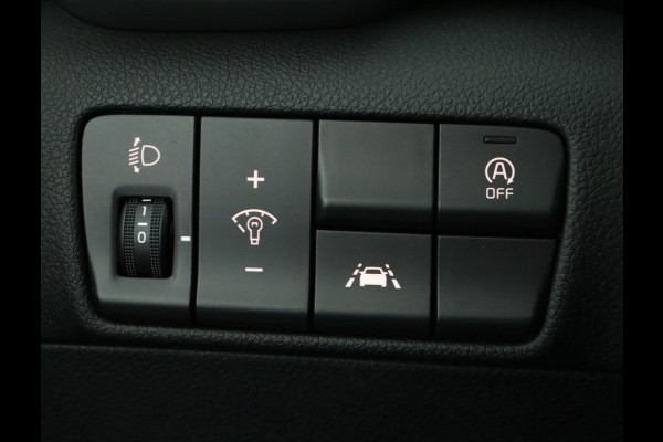 Kia Sportage 1.6 T-GDI 4WD DynamicLine - Rijklaar - Navigatie Full map - trekhaak  - Virena Zekerheidspakket € 895,-