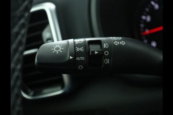 Kia Sportage 1.6 T-GDI 4WD DynamicLine - Rijklaar - Navigatie Full map - trekhaak  - Virena Zekerheidspakket € 895,-