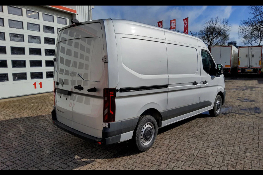 Renault Master 170.35 L2H2 - V-22-LKG - GESLOTEN GRIJS METALLIC - EURO 6 - BPM VRIJ!