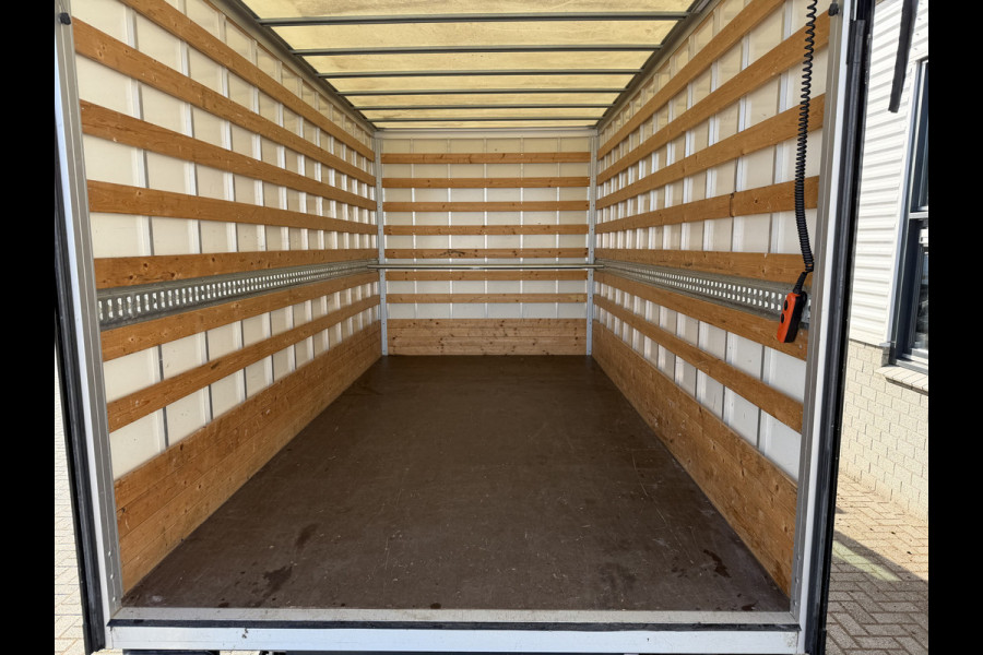 MAN TGE 35 2.0 Lang L4 Super Hoog 177pk bakwagen met Dhollandia laadklep / euro 6 / bpm vrij / vaste prijs rijklaar € 38.950 ex btw / lease vanaf € 636 / zwart metallic