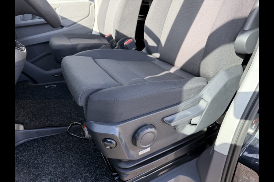 MAN TGE 35 2.0 Lang L4 Super Hoog 177pk bakwagen met Dhollandia laadklep / euro 6 / bpm vrij / vaste prijs rijklaar € 38.950 ex btw / lease vanaf € 636 / zwart metallic