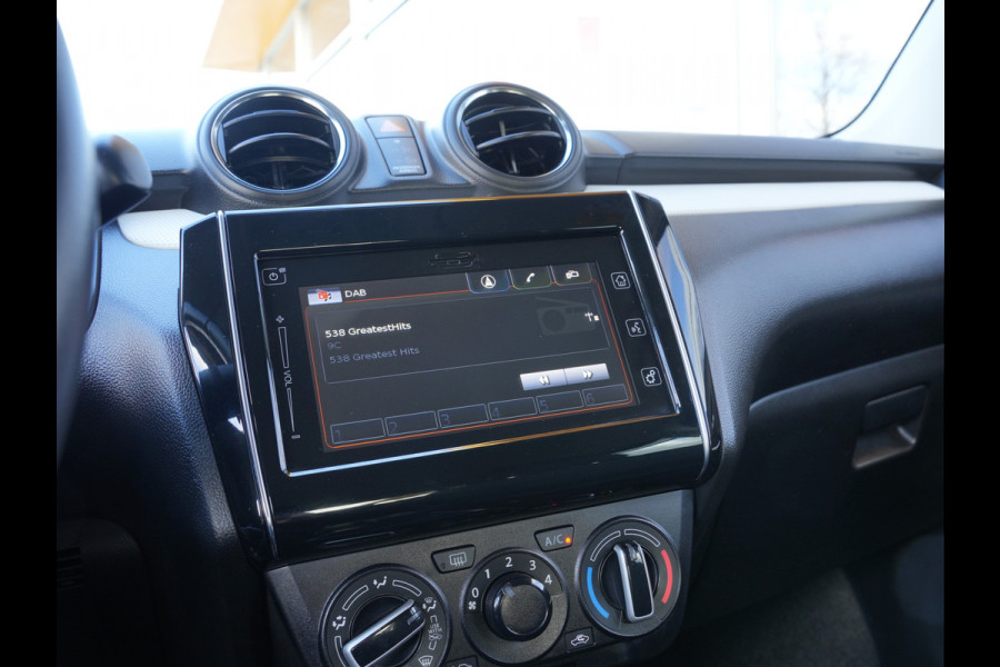 Suzuki Swift 1.2 Select | Achteruitrijcamera | Voorstoelen verwarmd | DAB |