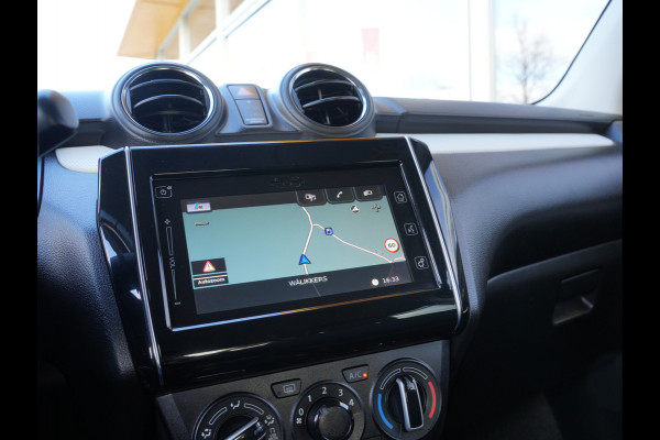 Suzuki Swift 1.2 Select | Achteruitrijcamera | Voorstoelen verwarmd | DAB |