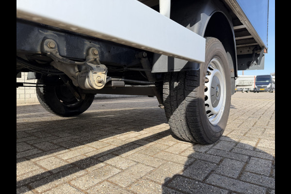 MAN TGE 35 2.0 Lang L4 Super Hoog 177pk bakwagen met Dhollandia laadklep / euro 6 / bpm vrij / vaste prijs rijklaar € 38.950 ex btw / lease vanaf € 636 / zwart metallic