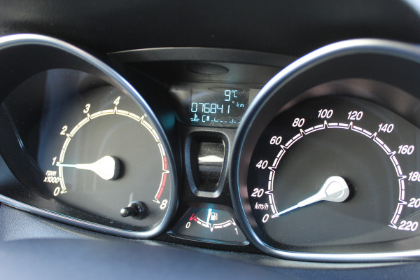 Ford B-MAX 1.0 EcoBoost 100PK Titanium | Origin NL | Dealer Onderhouden | Camera | Trekhaak | Cruise Control