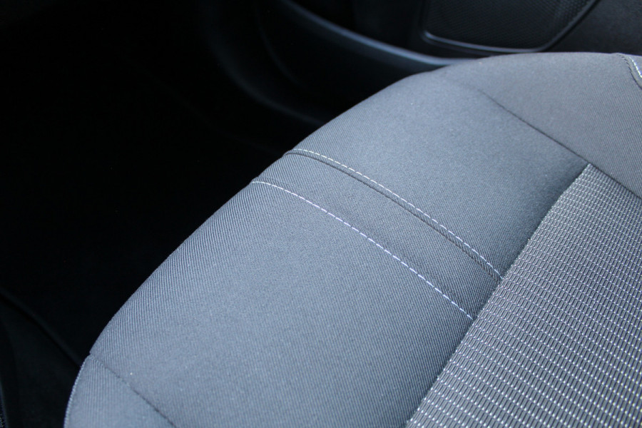 Ford B-MAX 1.0 EcoBoost 100PK Titanium | Origin NL | Dealer Onderhouden | Camera | Trekhaak | Cruise Control