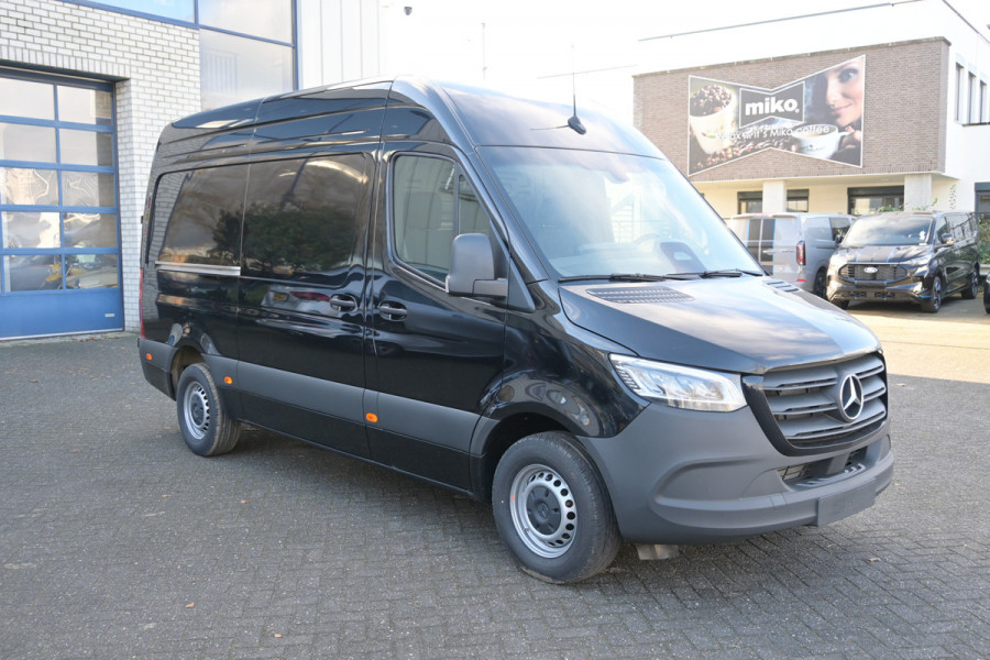 Mercedes-Benz Sprinter 317 CDI L2H2 PRO 3500 KG trekgewicht, LED koplampen, Smartphone integratiepakket