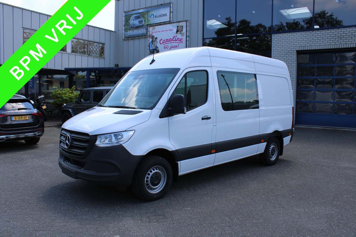 Mercedes-Benz Sprinter 317 CDI L2H2 DC 3500 kg trekhaak, MBUX met camera, Geveerde stoel