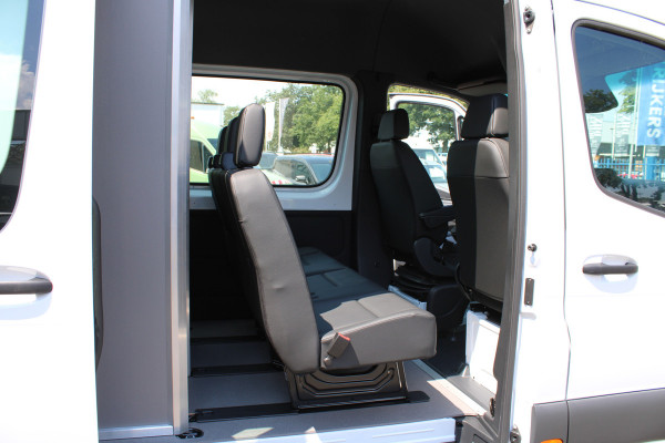 Mercedes-Benz Sprinter 317 CDI L2H2 DC 3500 kg trekhaak, MBUX met camera, Geveerde stoel