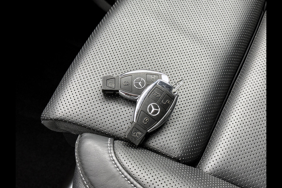 Mercedes-Benz V-Klasse 300d L3 DC 4-Matic Avantgarde AMG-Line Vol opties Dubbele cabine Airmatic Stoelventilatie Nappa leder Extra Lang