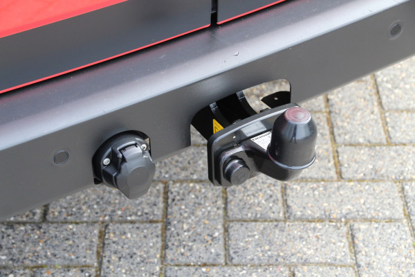 Ford Transit Custom 2.0 TDCI 110 | KAR-edition | Trekhaak | Cruise | Clima..