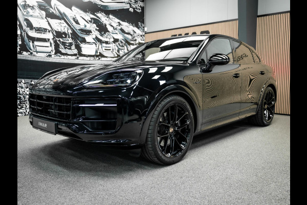 Porsche Cayenne Coupé 3.0 E-Hybrid Black Edition | Sportuitlaat | Stoelverwarming en verkoeling | Sport Chrono |