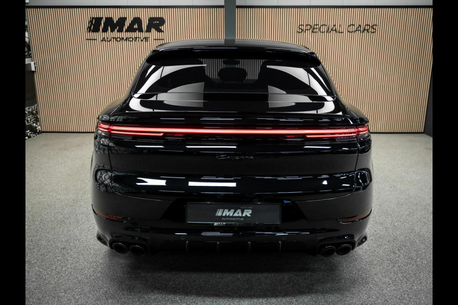 Porsche Cayenne Coupé 3.0 E-Hybrid Black Edition | Sportuitlaat | Stoelverwarming en verkoeling | Sport Chrono |