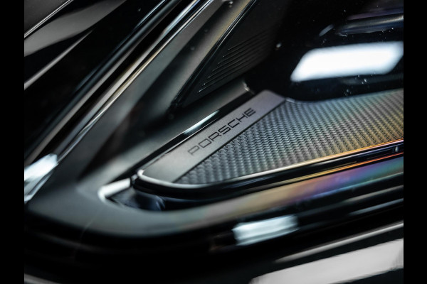Porsche Cayenne Coupé 3.0 E-Hybrid Black Edition | Sportuitlaat | Stoelverwarming en verkoeling | Sport Chrono |
