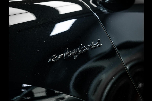 Porsche Cayenne Coupé 3.0 E-Hybrid Black Edition | Sportuitlaat | Stoelverwarming en verkoeling | Sport Chrono |