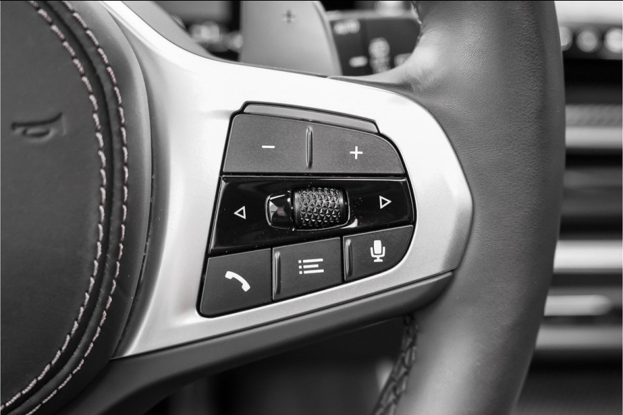 BMW X5 xDrive50e M-Sport Pro M-Stoel 4WS SkyLounge H/K Iconic Glow Carbon ACC 22"