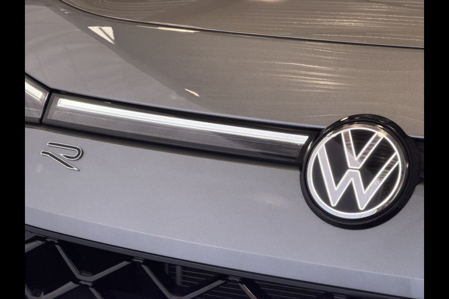 Volkswagen T-Roc 1.5 eTsi 150PK R-LINE EDITION VW.TREKHAAK BLACK STYLE IQ LED/GRIL/LOGO STOEL/STUUR.VERW 2026 ✅Top Auto's Wijchen , 30 Jaar Specialist in Volkswagen  : Alle Type's : R-Line Edition / Style / First Edition / Highline / Life , Zowel PHEV / HEV / MHEV / Benzine ✅