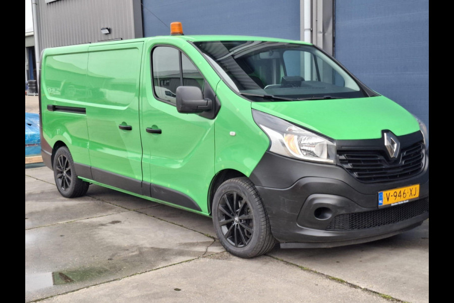 Renault Trafic 1.6 dCi T29 L2H1 Comfort Energy AIRCO / CRUISE CONTROLE / NAVI / TREKHAAK / EURO 6 / CAMERA