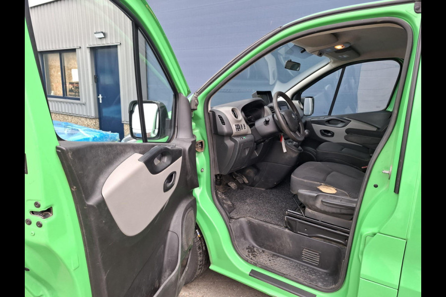 Renault Trafic 1.6 dCi T29 L2H1 Comfort Energy AIRCO / CRUISE CONTROLE / NAVI / TREKHAAK / EURO 6 / CAMERA