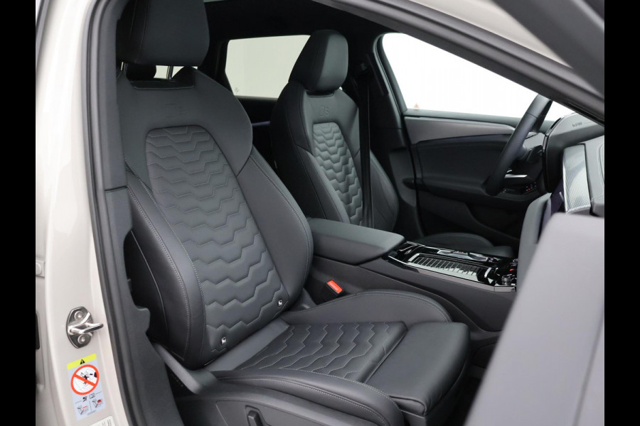 Audi A6 E-TRON S EDITION PERFORMANCE 100 kWh + PANORAMA | 21 INCH | LUCHTVERING | BIJRIJDER DISPLAY | TECH PRO