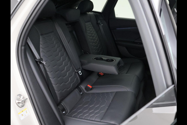 Audi A6 E-TRON S EDITION PERFORMANCE 100 kWh + PANORAMA | 21 INCH | LUCHTVERING | BIJRIJDER DISPLAY | TECH PRO