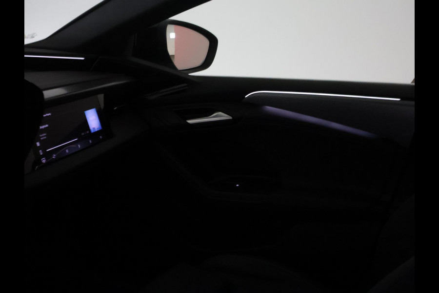 Audi A6 E-TRON S EDITION PERFORMANCE 100 kWh + PANORAMA | 21 INCH | LUCHTVERING | BIJRIJDER DISPLAY | TECH PRO