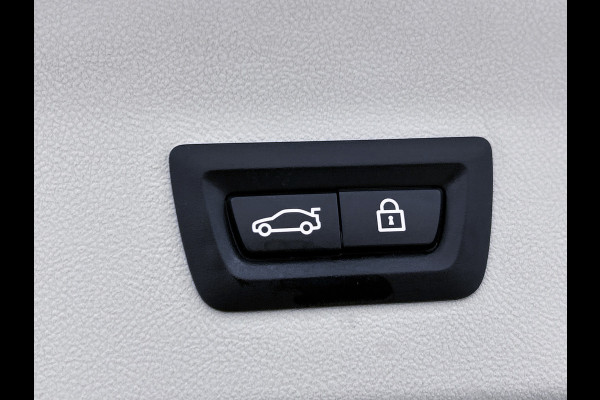 BMW X4 XDrive20i High Executive (Dealer Onderh, Navi, Head-up, Parkeersensoren V+A,, StoelV, Climate Control, Cruise Control, Etc)