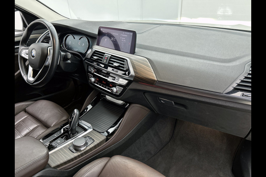 BMW X4 XDrive20i High Executive (Dealer Onderh, Navi, Head-up, Parkeersensoren V+A,, StoelV, Climate Control, Cruise Control, Etc)