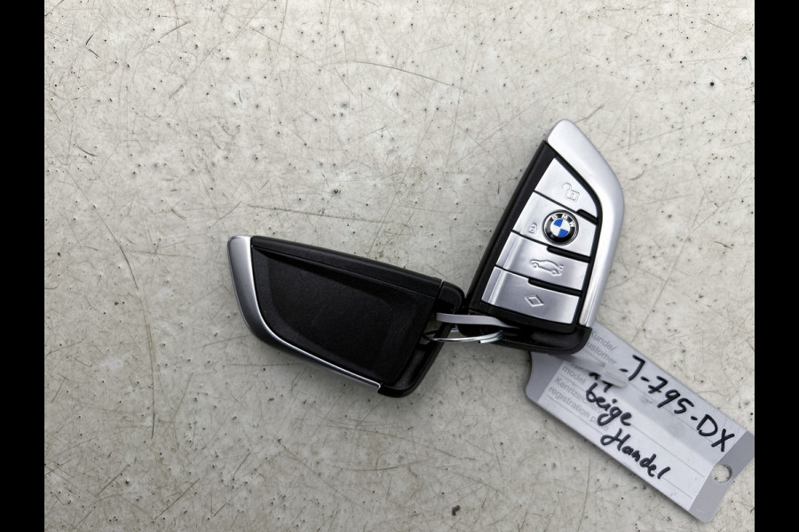 BMW X4 XDrive20i High Executive (Dealer Onderh, Navi, Head-up, Parkeersensoren V+A,, StoelV, Climate Control, Cruise Control, Etc)