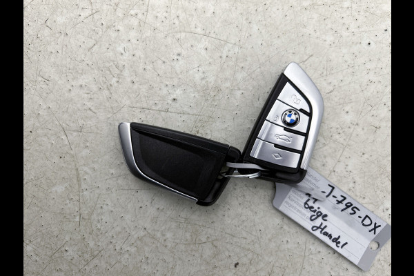 BMW X4 XDrive20i High Executive (Dealer Onderh, Navi, Head-up, Parkeersensoren V+A,, StoelV, Climate Control, Cruise Control, Etc)