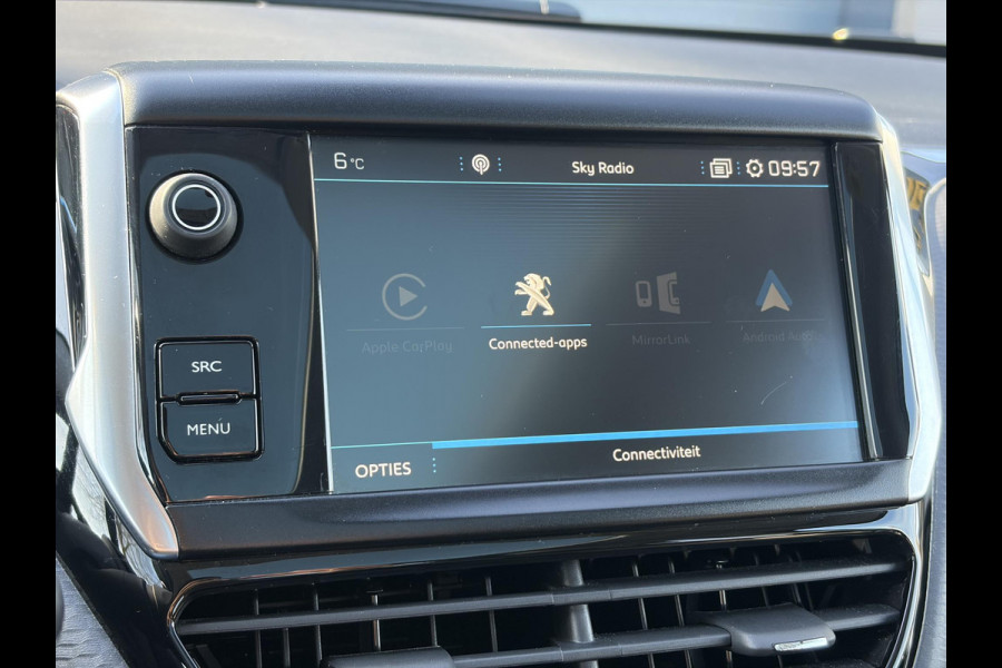 Peugeot 2008 1.2 PureTech Allure 2e Eigenaar,Pano,Navi,Trekhaak,Camera,110pk,Pdc,Clima,Cruise,Halfleder,N.A.P,Dealer Onderhouden,Apple Carplay/Android Auto,Apk tot 12-2026