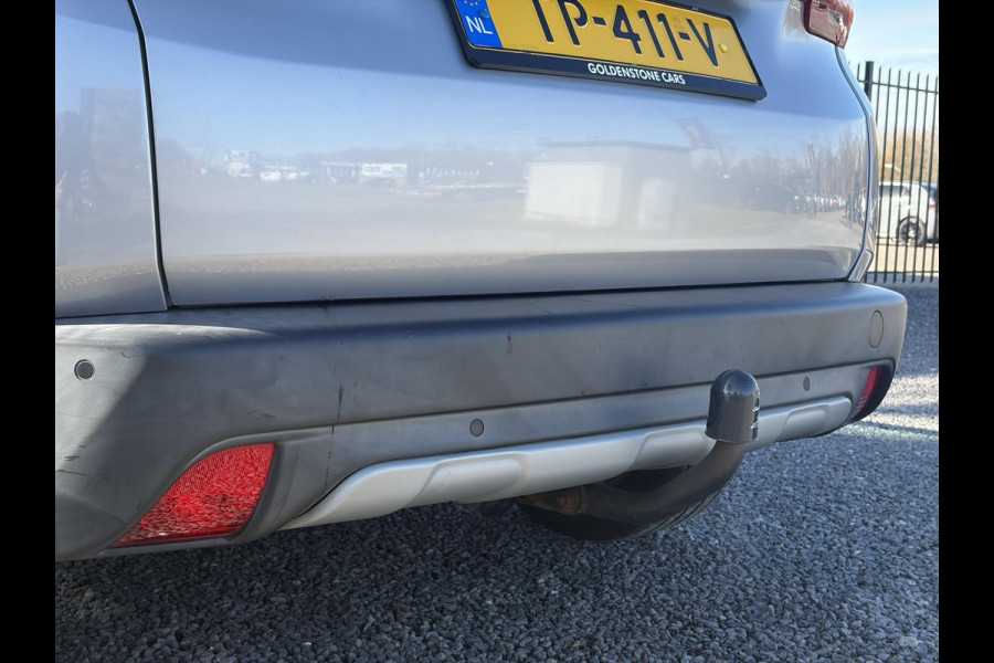 Peugeot 2008 1.2 PureTech Allure 2e Eigenaar,Pano,Navi,Trekhaak,Camera,110pk,Pdc,Clima,Cruise,Halfleder,N.A.P,Dealer Onderhouden,Apple Carplay/Android Auto,Apk tot 12-2026