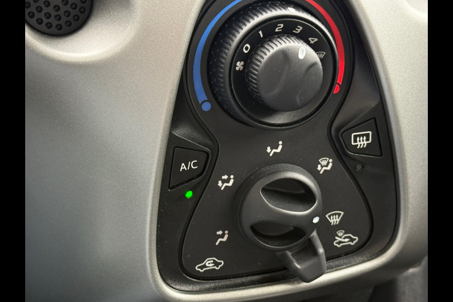 Toyota Aygo 1.0 VVT-i x-play |Camera|Carplay|Airco