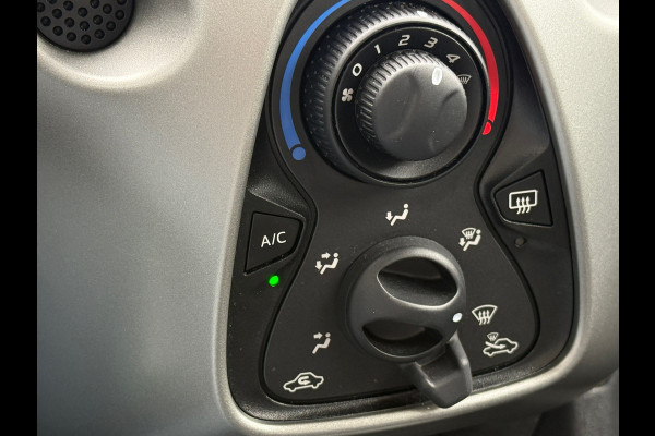 Toyota Aygo 1.0 VVT-i x-play |Camera|Carplay|Airco