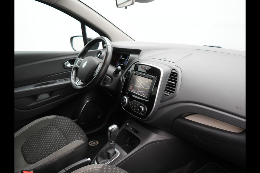 Renault Captur 1.2 TCe Intens Automaat 120pk | Trekhaak | Camera | LED Koplampen | Stoelverwarming | Keyless | Cruise Control | Navigatie | DAB |