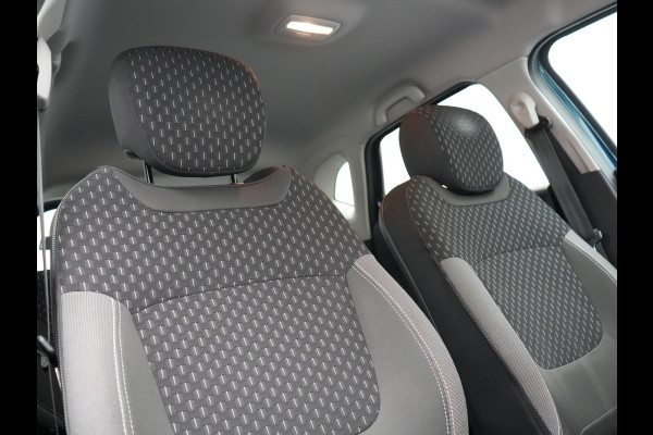 Renault Captur 1.2 TCe Intens Automaat 120pk | Trekhaak | Camera | LED Koplampen | Stoelverwarming | Keyless | Cruise Control | Navigatie | DAB |
